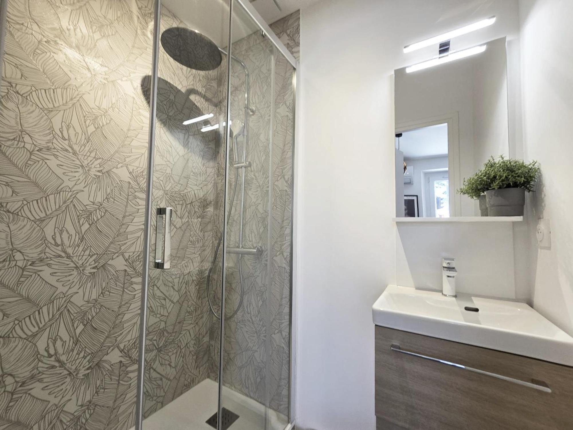 Gregbnb - Studio 17M2 - Terrasse - Clim - Ouest - 5 Toulon Eksteriør billede